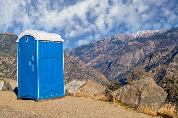 Best Porta potty rental near me  in Edisto, SC